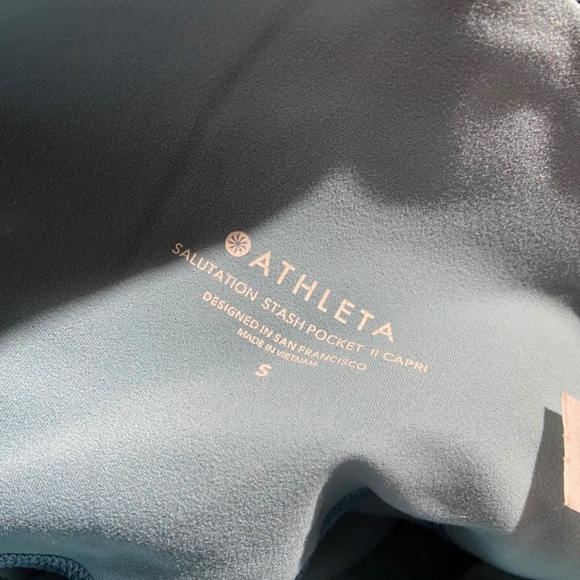 Athleta‎ Salutation Stash Pocket || Capri Blue Teal Size Small - Picture 6 of 7